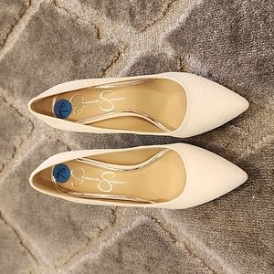 Jessica Simpson Snake Skin Pumps, size 7.5